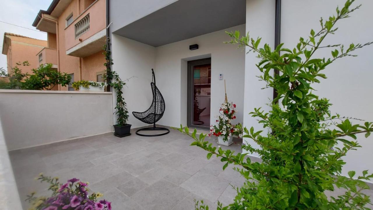 16Miglia Hotel La Caletta Bagian luar foto