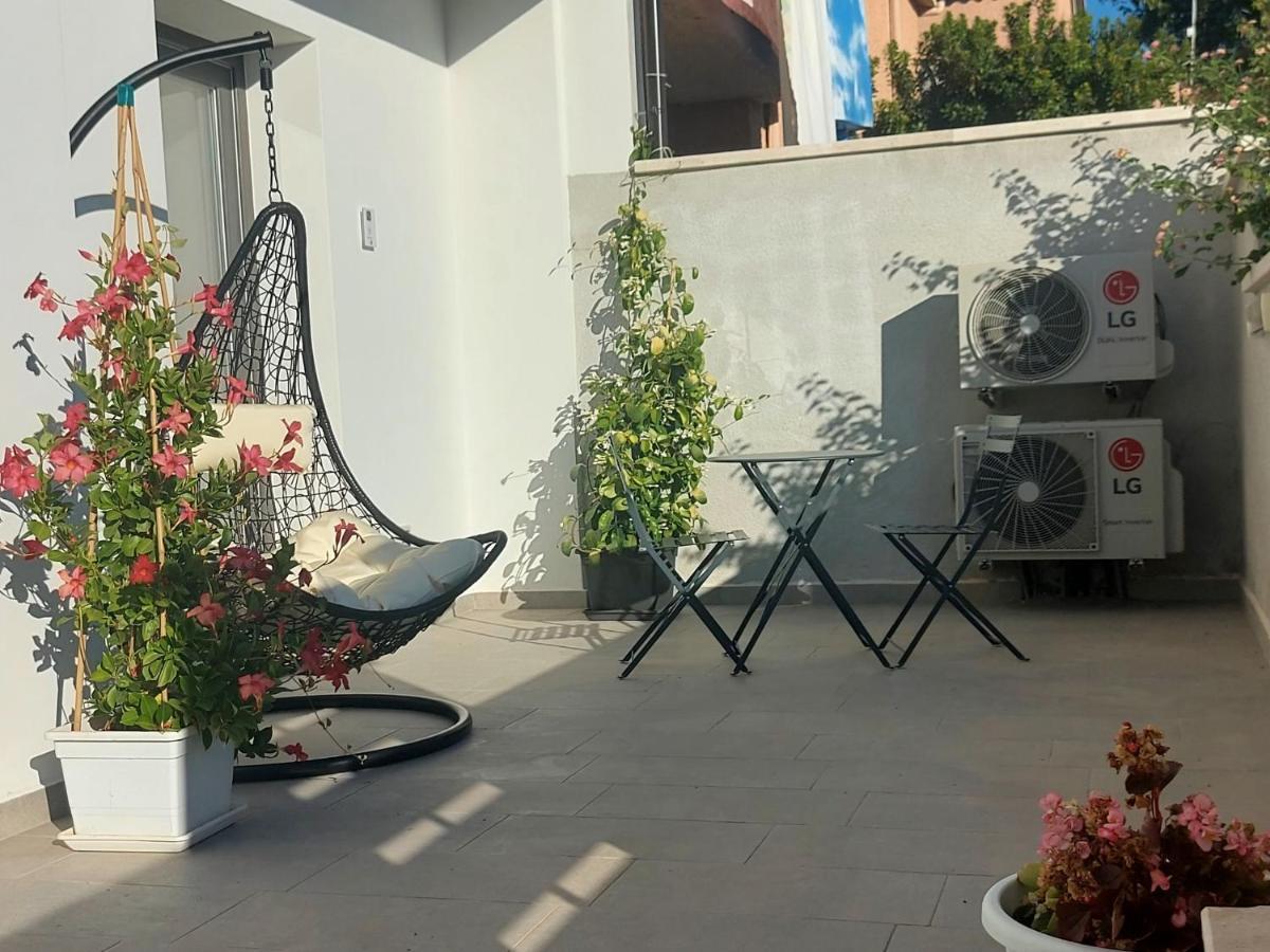 16Miglia Hotel La Caletta Bagian luar foto