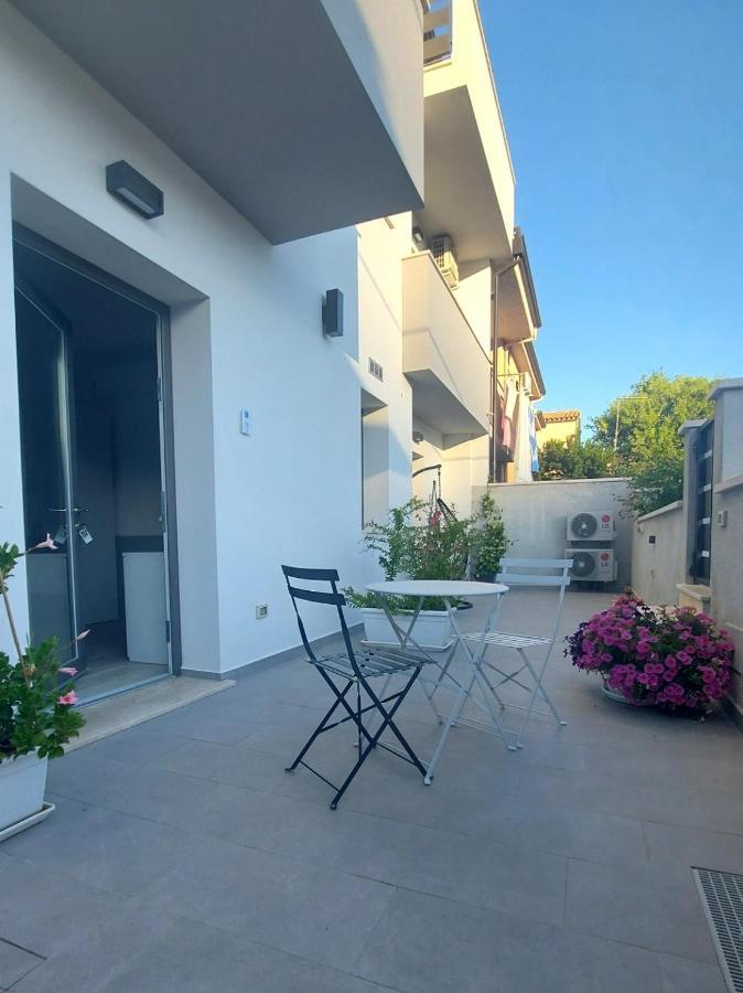 16Miglia Hotel La Caletta Bagian luar foto